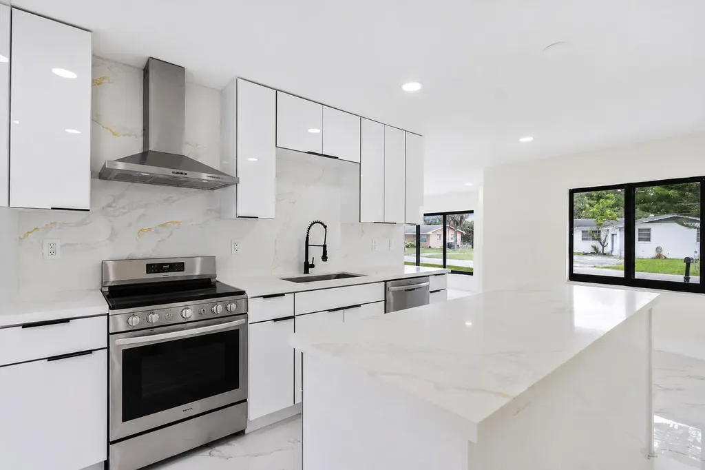 3185 Riddle Road West Palm Beach FL 33406