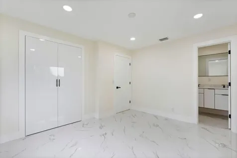 3185 Riddle Road West Palm Beach FL 33406