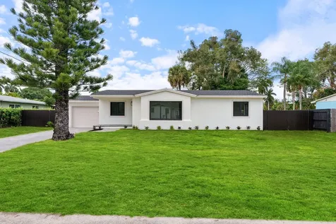 3185 Riddle Road West Palm Beach FL 33406