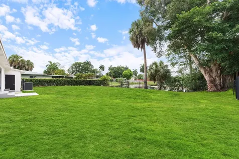3185 Riddle Road West Palm Beach FL 33406