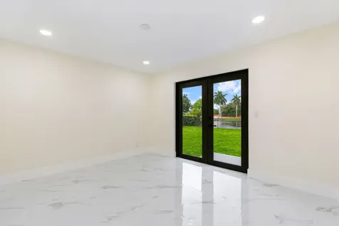 3185 Riddle Road West Palm Beach FL 33406