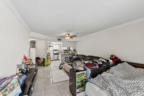 8290 Lake Drive Doral FL 33166