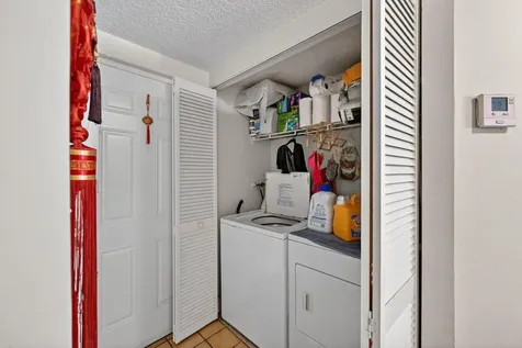 8290 Lake Drive Doral FL 33166