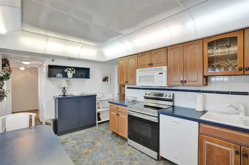 2900 N Course Drive Pompano Beach FL 33069