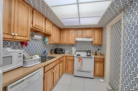 7754 Lakeside Boulevard Boca Raton FL 33434