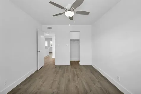 4051 NE 13th Avenue Oakland Park FL 33334