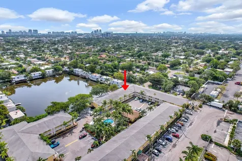 4051 NE 13th Avenue Oakland Park FL 33334