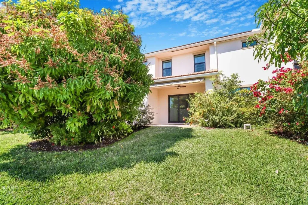 10098 Akenside Drive Boca Raton FL 33428