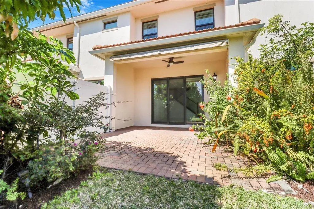 10098 Akenside Drive Boca Raton FL 33428