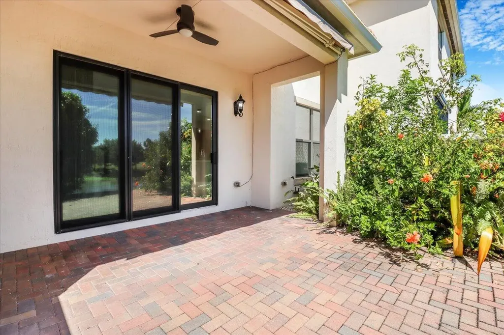 10098 Akenside Drive Boca Raton FL 33428