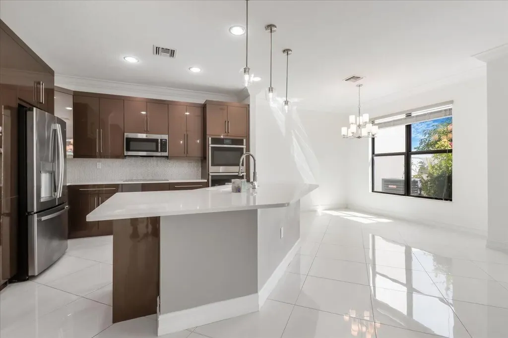 10098 Akenside Drive Boca Raton FL 33428