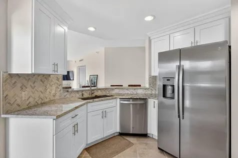 5051 N Highway A1a Hutchinson Island FL 34949