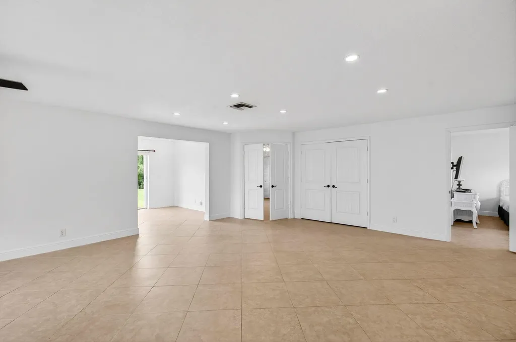 6038 Lasalle Road Delray Beach FL 33484