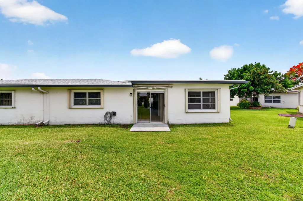 6038 Lasalle Road Delray Beach FL 33484