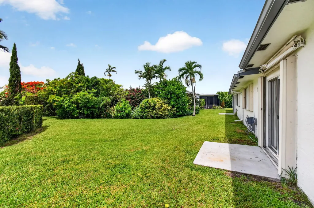 6038 Lasalle Road Delray Beach FL 33484