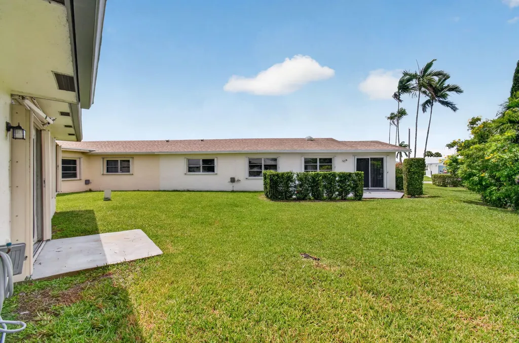 6038 Lasalle Road Delray Beach FL 33484