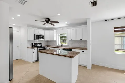 6038 Lasalle Road Delray Beach FL 33484