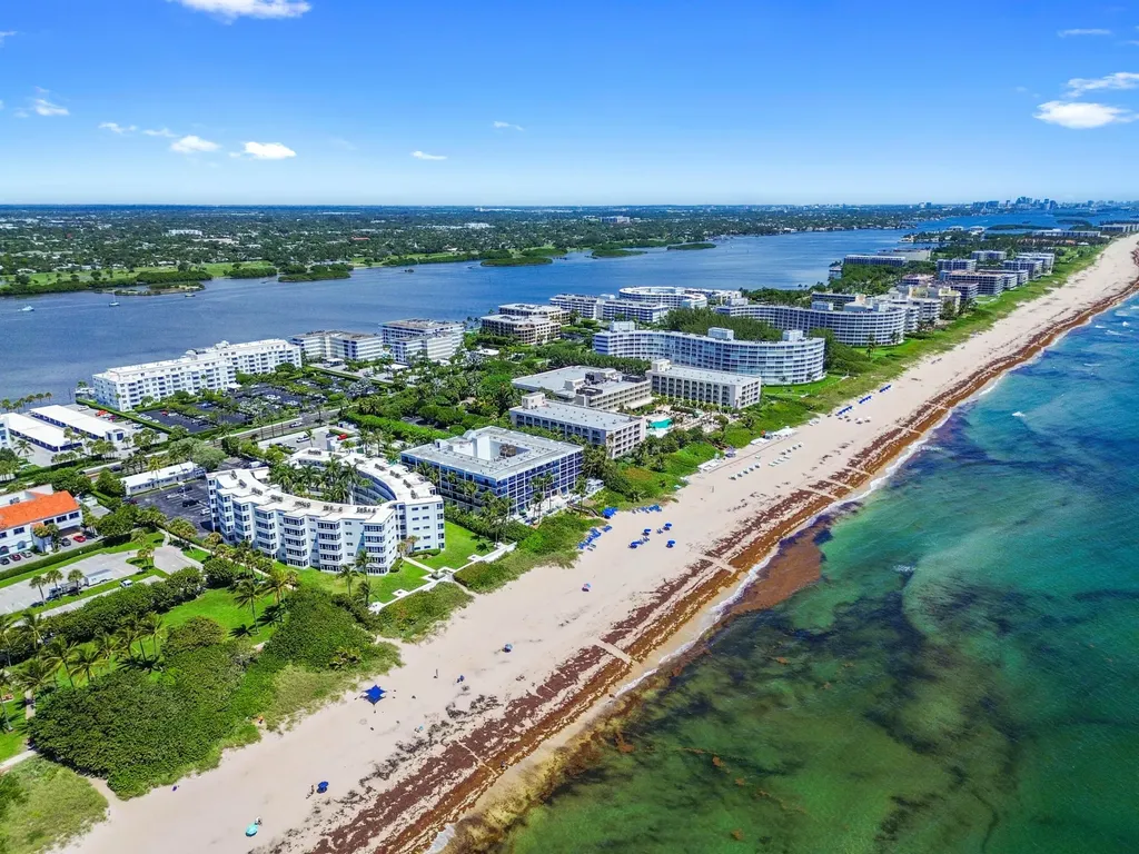 2840 S Ocean Boulevard Palm Beach FL 33480