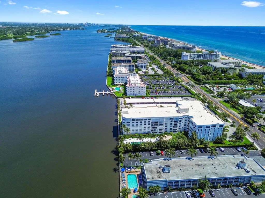 2840 S Ocean Boulevard Palm Beach FL 33480