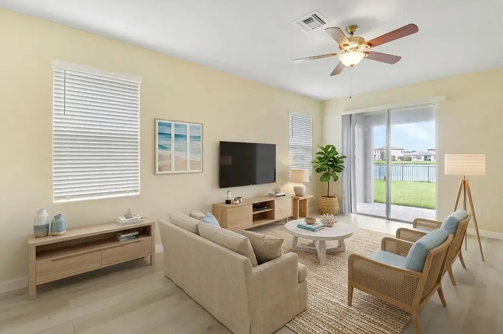 8292 NW Greenbank Circle Port St Lucie FL 34987