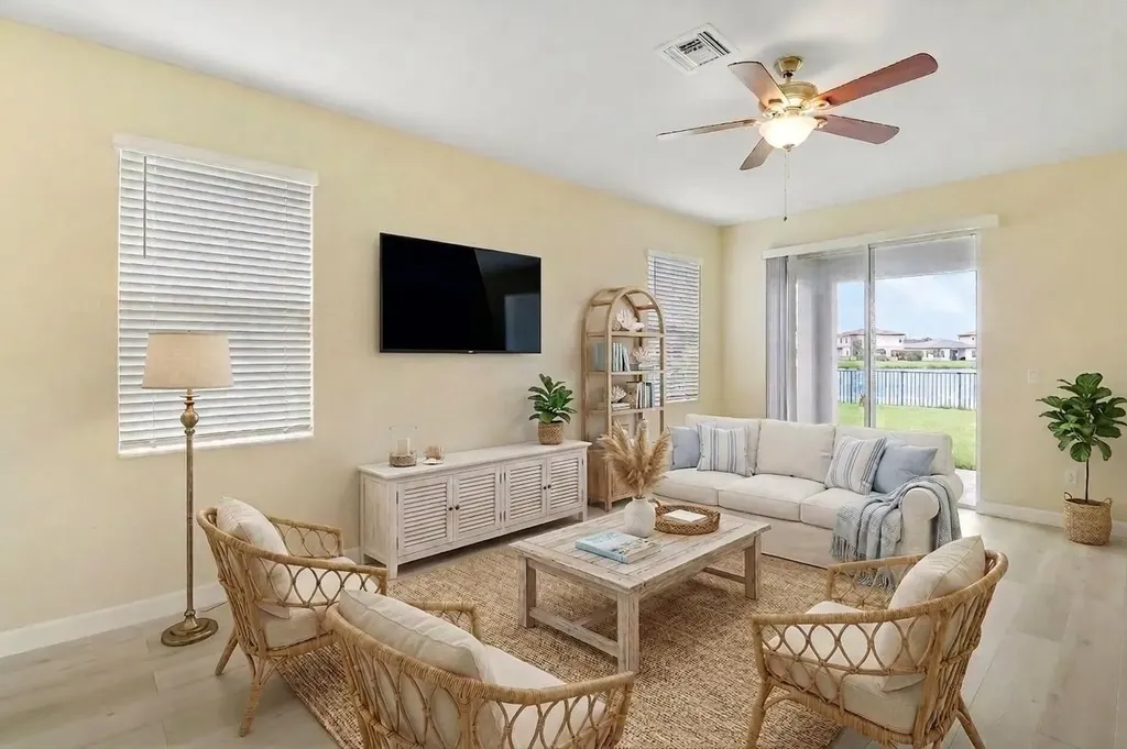 8292 NW Greenbank Circle Port St Lucie FL 34987