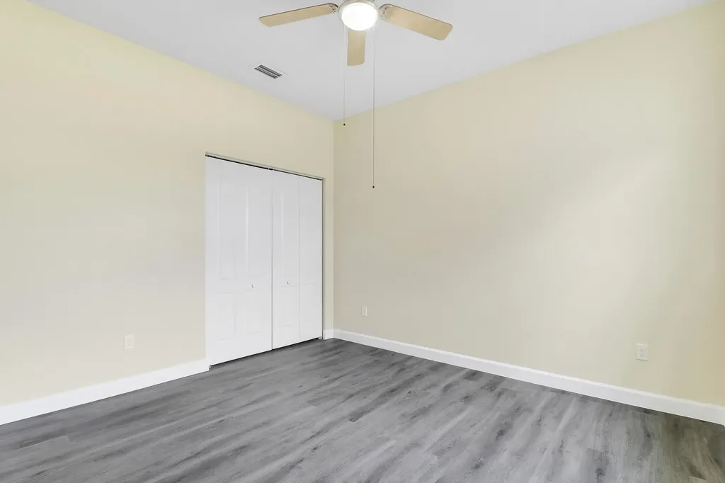 8292 NW Greenbank Circle Port St Lucie FL 34987