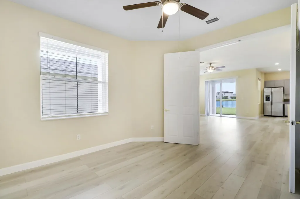 8292 NW Greenbank Circle Port St Lucie FL 34987