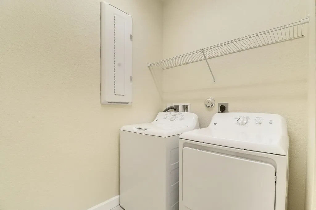 8292 NW Greenbank Circle Port St Lucie FL 34987