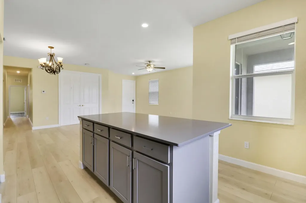 8292 NW Greenbank Circle Port St Lucie FL 34987