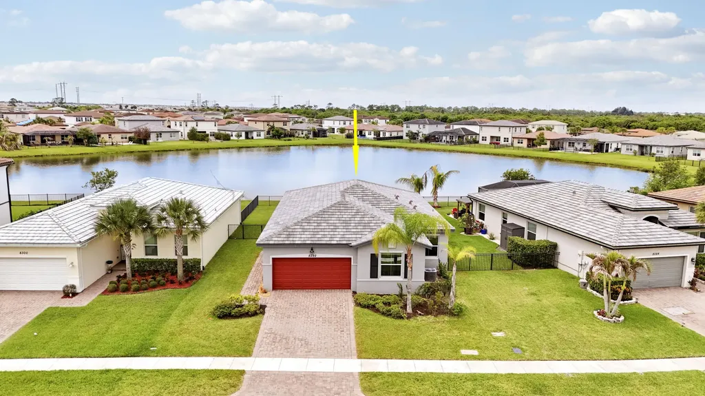 8292 NW Greenbank Circle Port St Lucie FL 34987