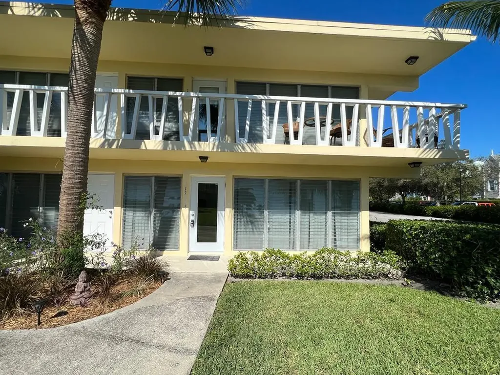 2755 NE 28th Avenue Lighthouse Point FL 33064