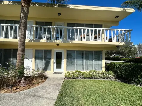 2755 NE 28th Avenue Lighthouse Point FL 33064