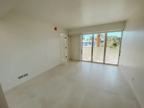 2755 NE 28th Avenue Lighthouse Point FL 33064