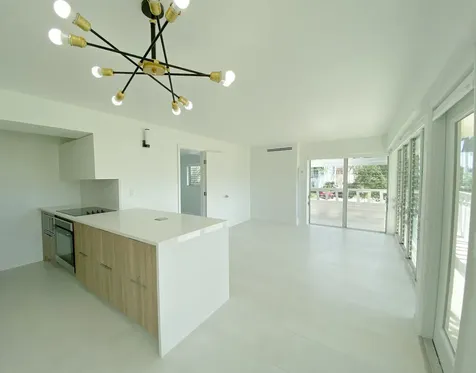 2755 NE 28th Avenue Lighthouse Point FL 33064