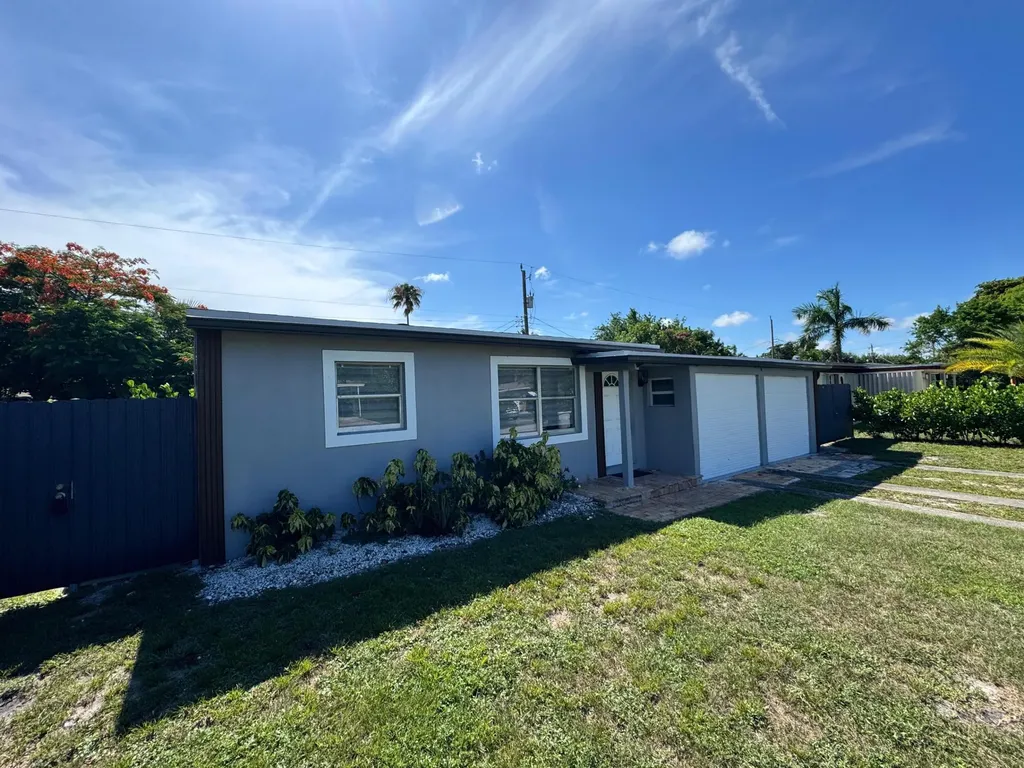 2865 NE 13th Avenue Pompano Beach FL 33064