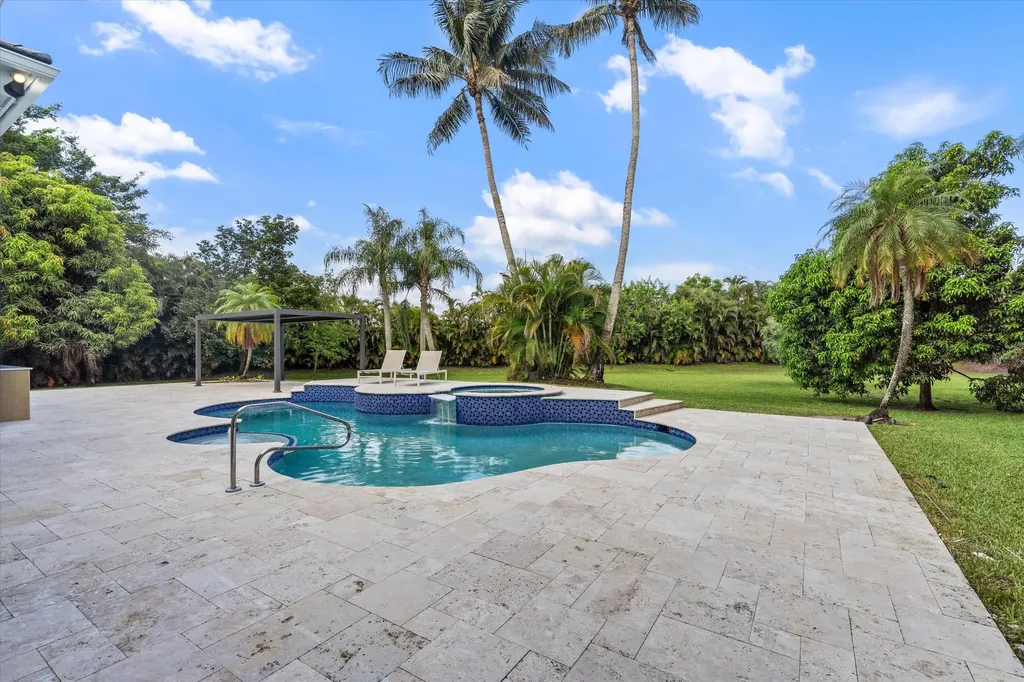 15463 Tall Oak Avenue Delray Beach FL 33446