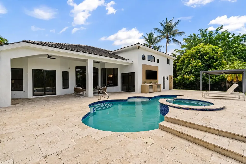 15463 Tall Oak Avenue Delray Beach FL 33446