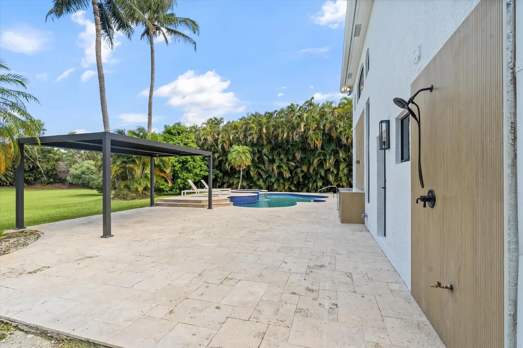 15463 Tall Oak Avenue Delray Beach FL 33446
