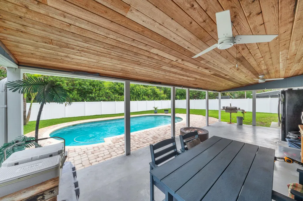 6145 SE Audubon Lane Hobe Sound FL 33455
