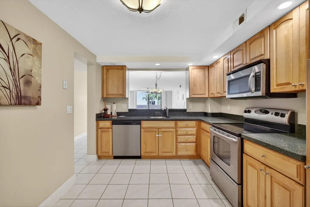 145 S Ocean Avenue Palm Beach Shores FL 33404