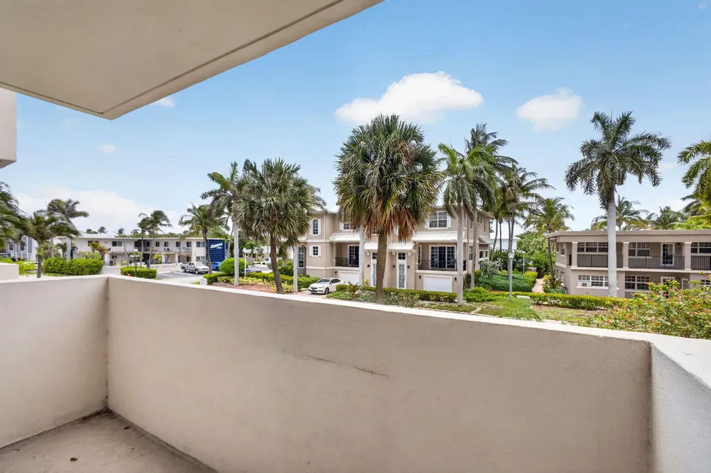 145 S Ocean Avenue Palm Beach Shores FL 33404