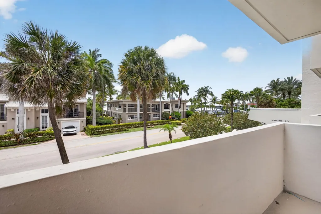 145 S Ocean Avenue Palm Beach Shores FL 33404