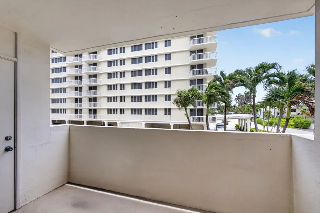 145 S Ocean Avenue Palm Beach Shores FL 33404