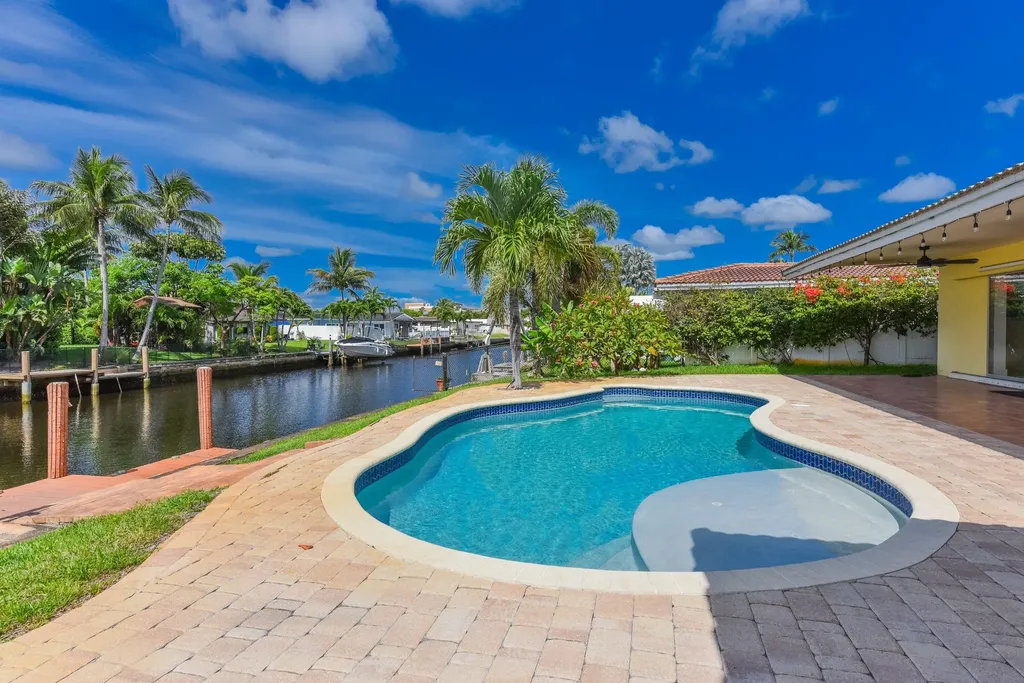 1460 NE 55th Street Fort Lauderdale FL 33334