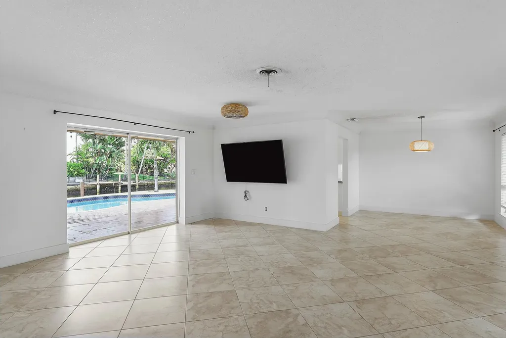 1460 NE 55th Street Fort Lauderdale FL 33334