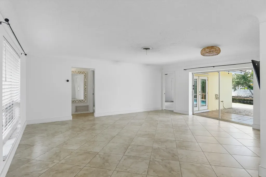 1460 NE 55th Street Fort Lauderdale FL 33334