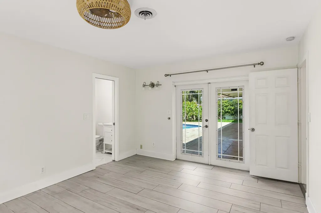 1460 NE 55th Street Fort Lauderdale FL 33334