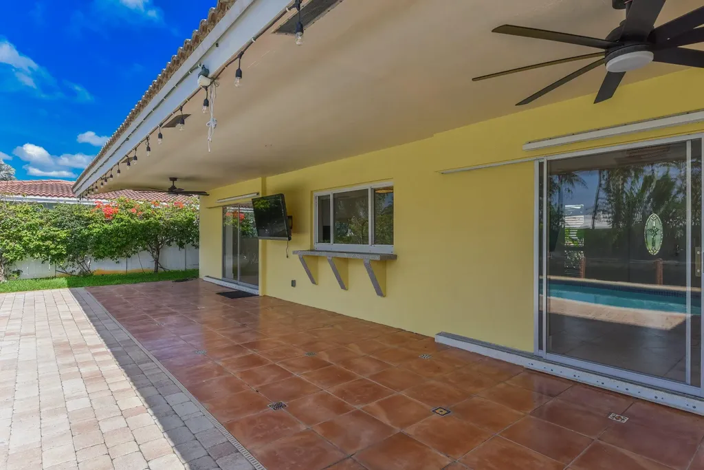 1460 NE 55th Street Fort Lauderdale FL 33334