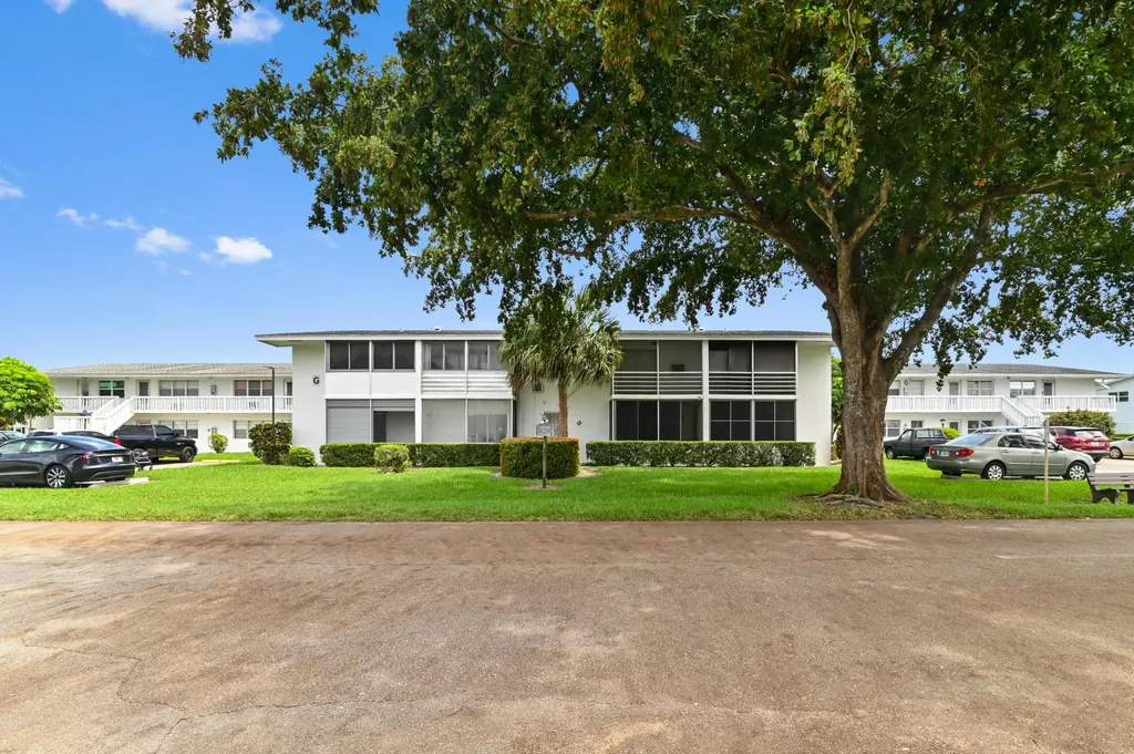 149 Coventry West Palm Beach FL 33417