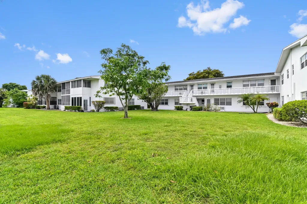 149 Coventry West Palm Beach FL 33417